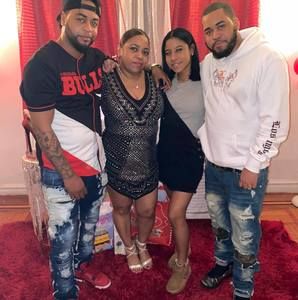 Meet your Posher, Alexandra